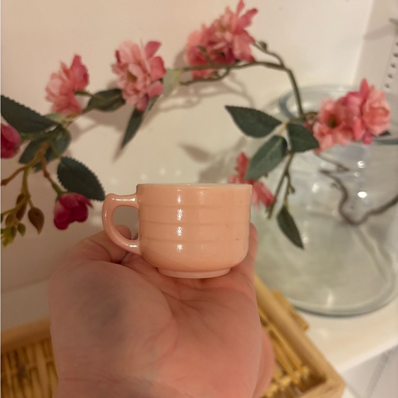 Hazel Atlas Elegant Pink Tea Set - Picture 6 of 6